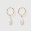 Jewellery Izoa Earrings | Izoa Swan Song Earrings Gold Freshwater Pearl